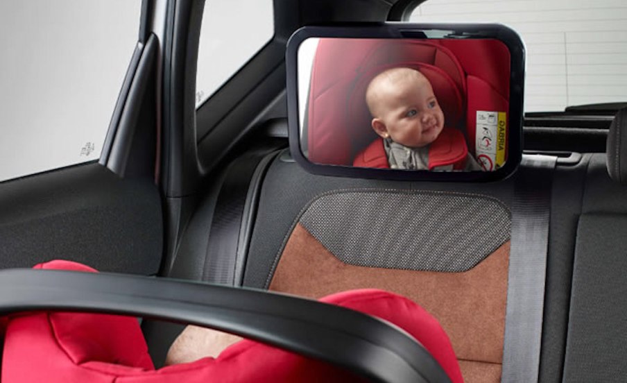 Viaja seguro con tu bebé de la mano de SEAT