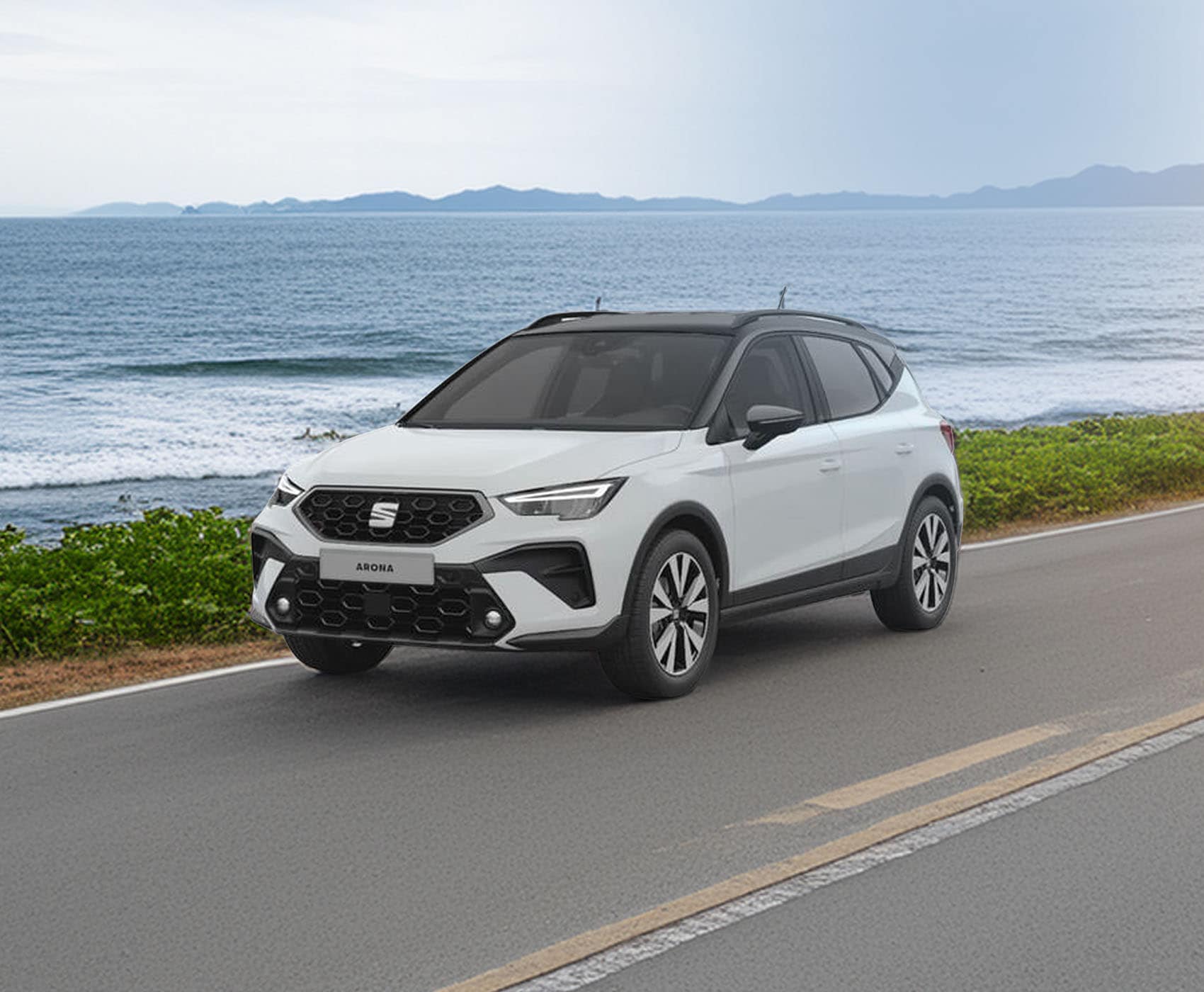 Vista completa de un SEAT Arona 2026 aparcado al aire libre.