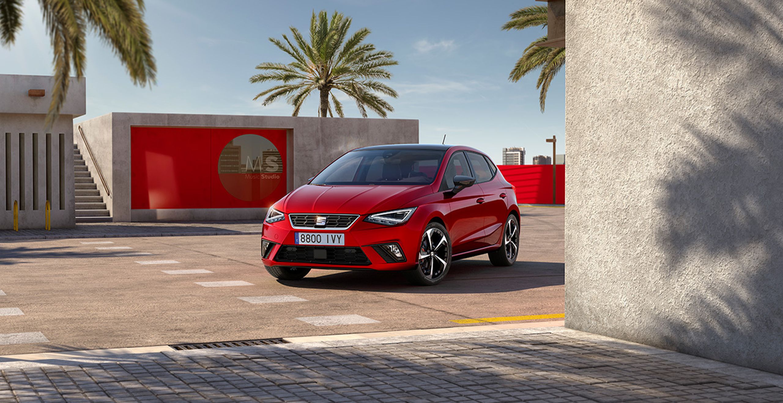 new SEAT Leon from the rear