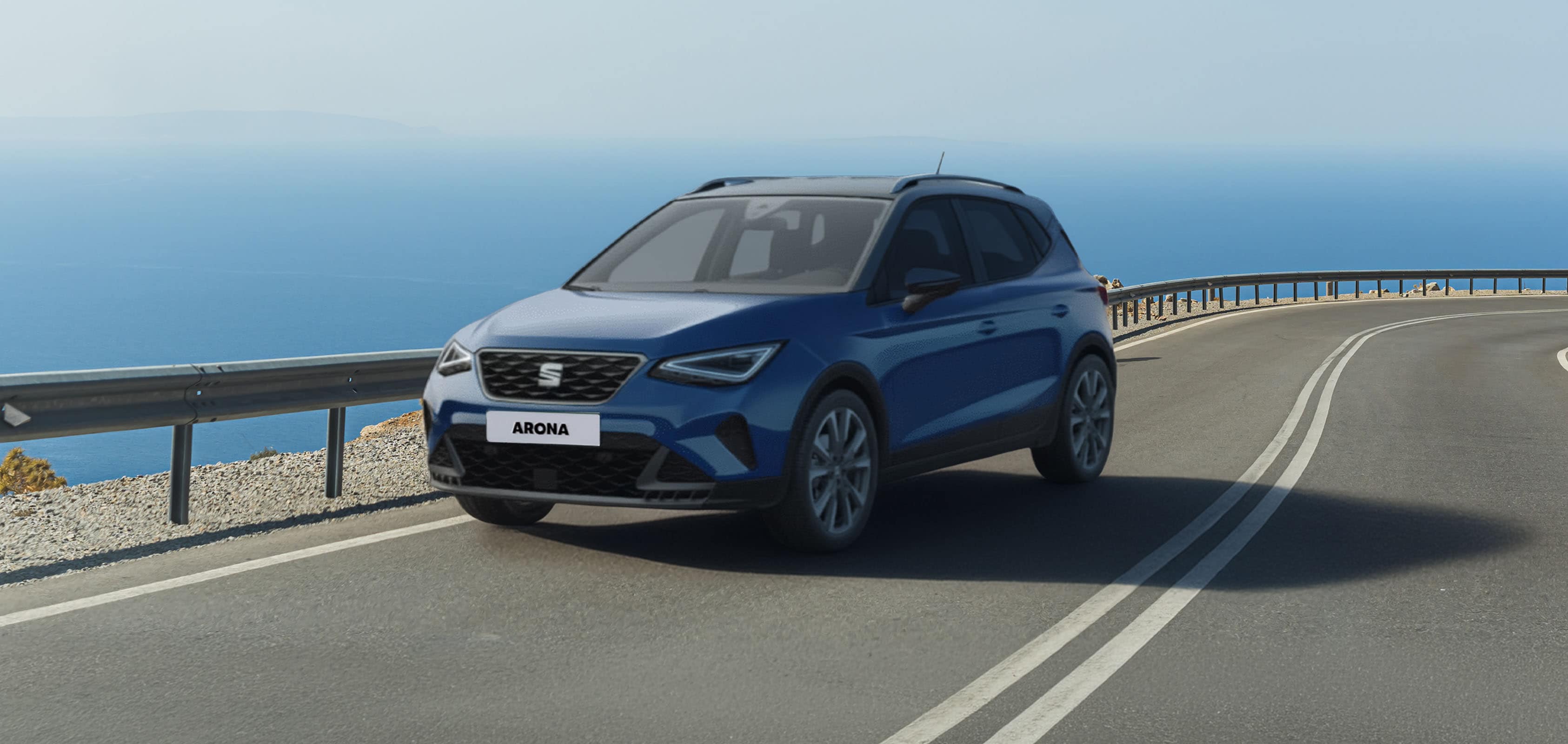 Vista completa de un SEAT Arona 2026 aparcado al aire libre.