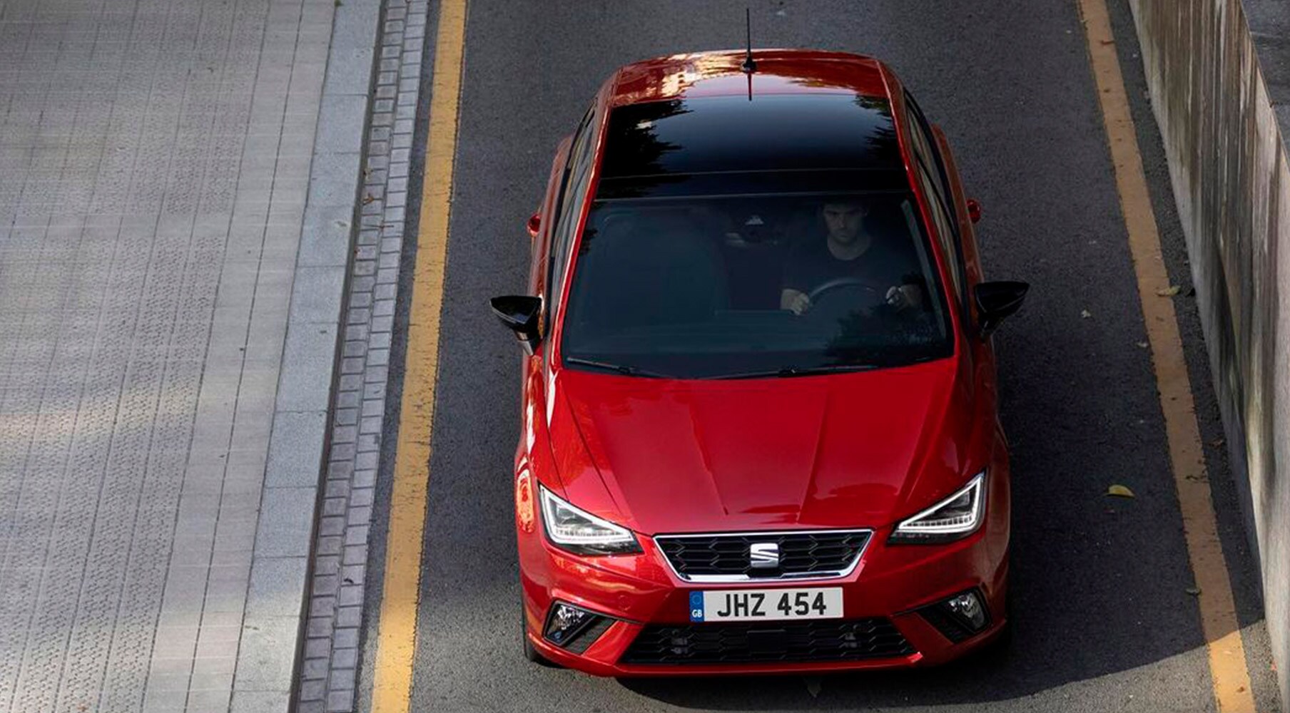 Es momento de cambiar las bujías de tu coche